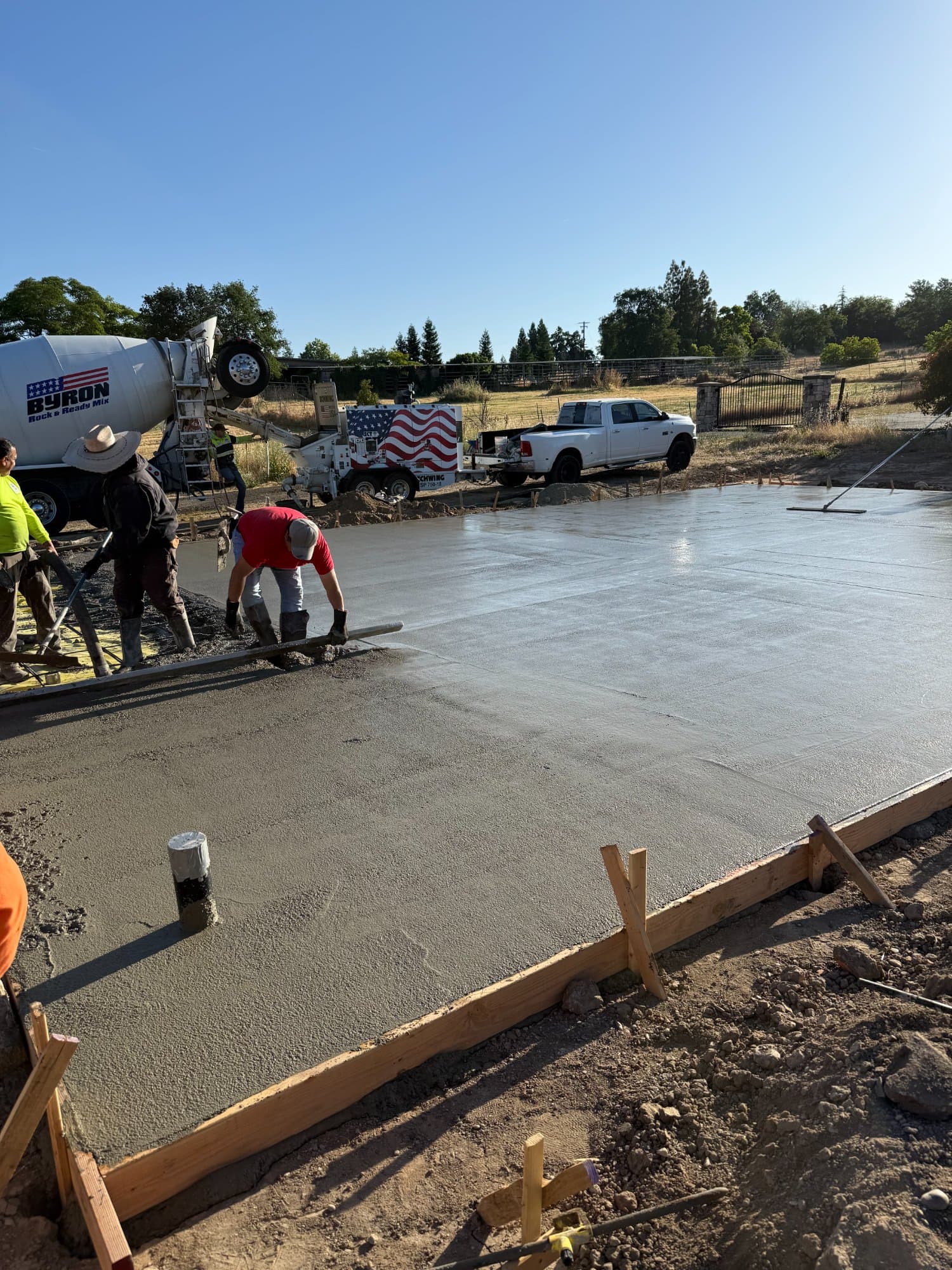 Commercial slab pour — crew at work